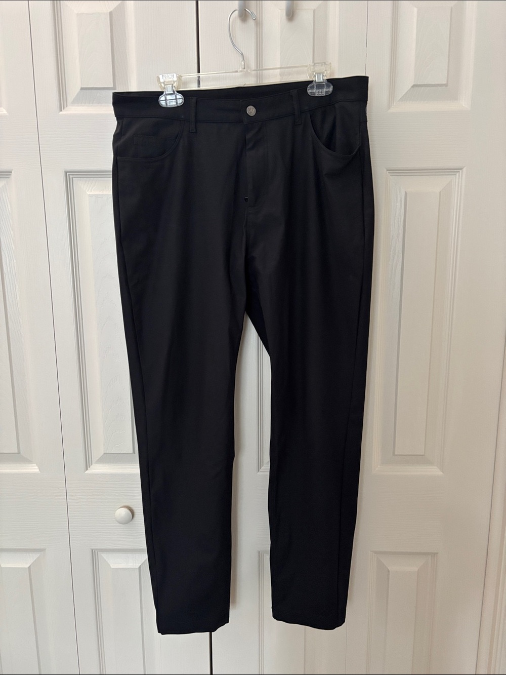 Fabletics Men's Black Slim Dress Pants